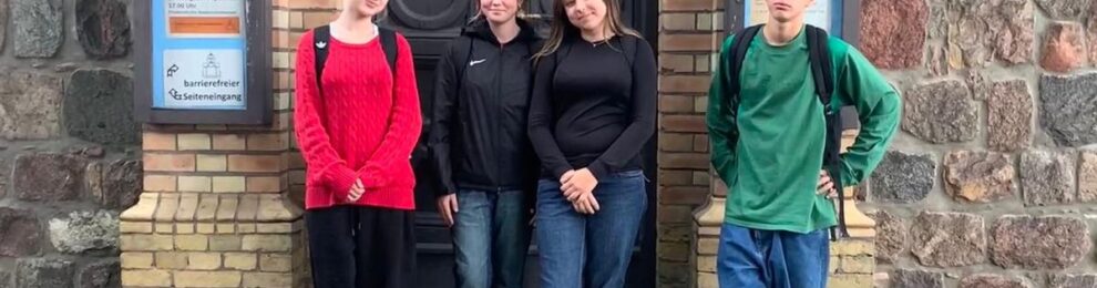 Schülerpraktikum in der Kirche Schülerpraktikum in der Kirche